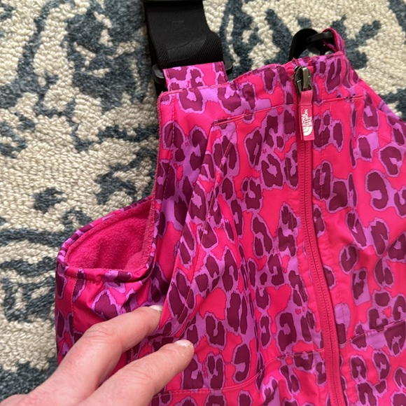 Northface snow suspenders - Picture 4 of 4